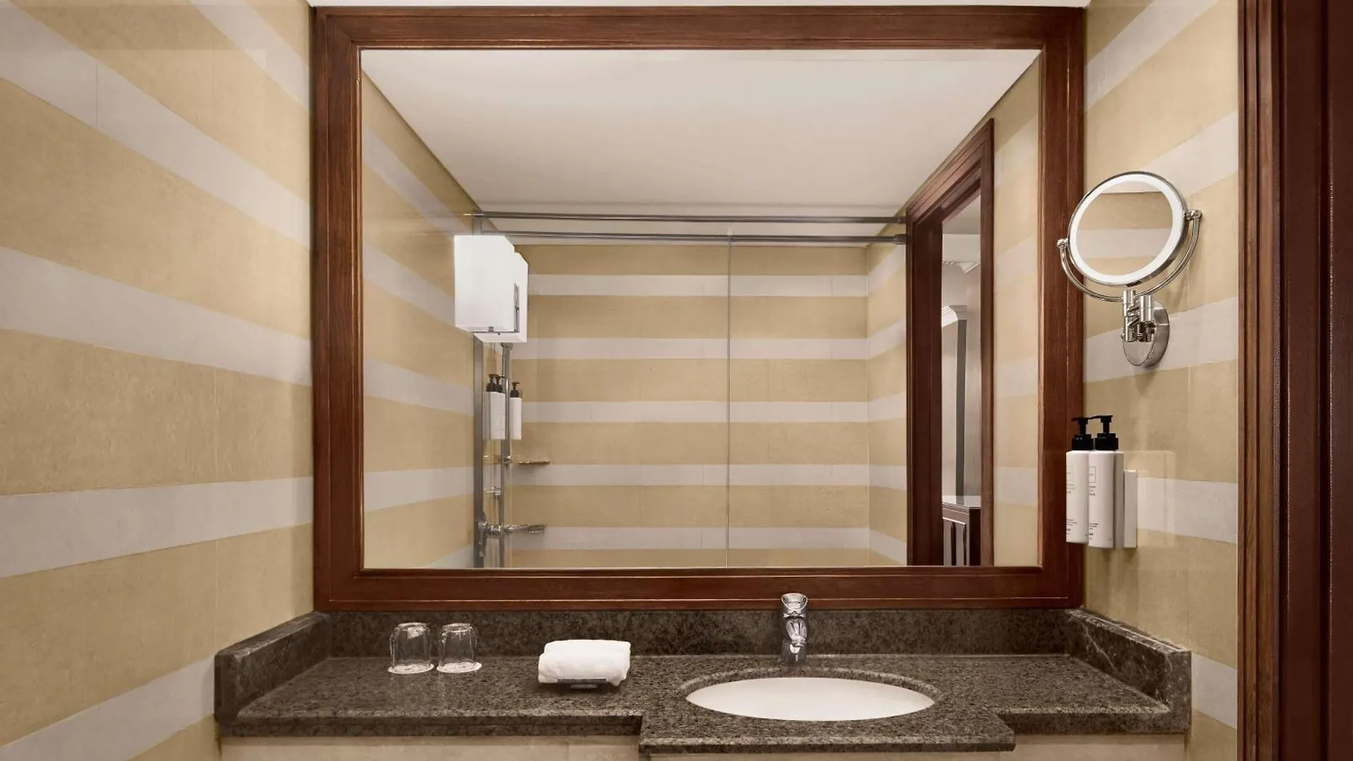 Swissotel Al Maqam Makkah Mecca Hotel