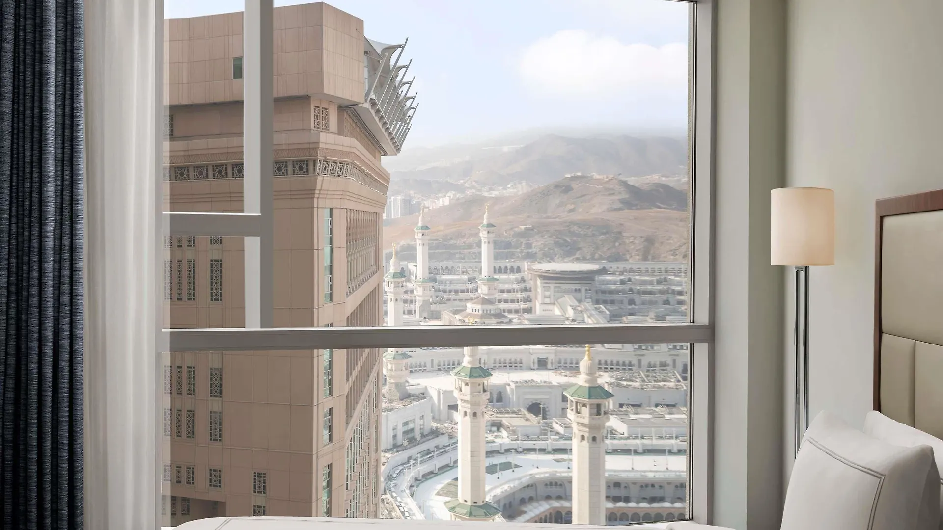 Swissotel Al Maqam Makkah Mecca 4*,