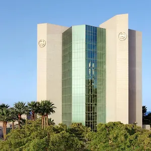 sheraton.hotelsinjeddah.net/