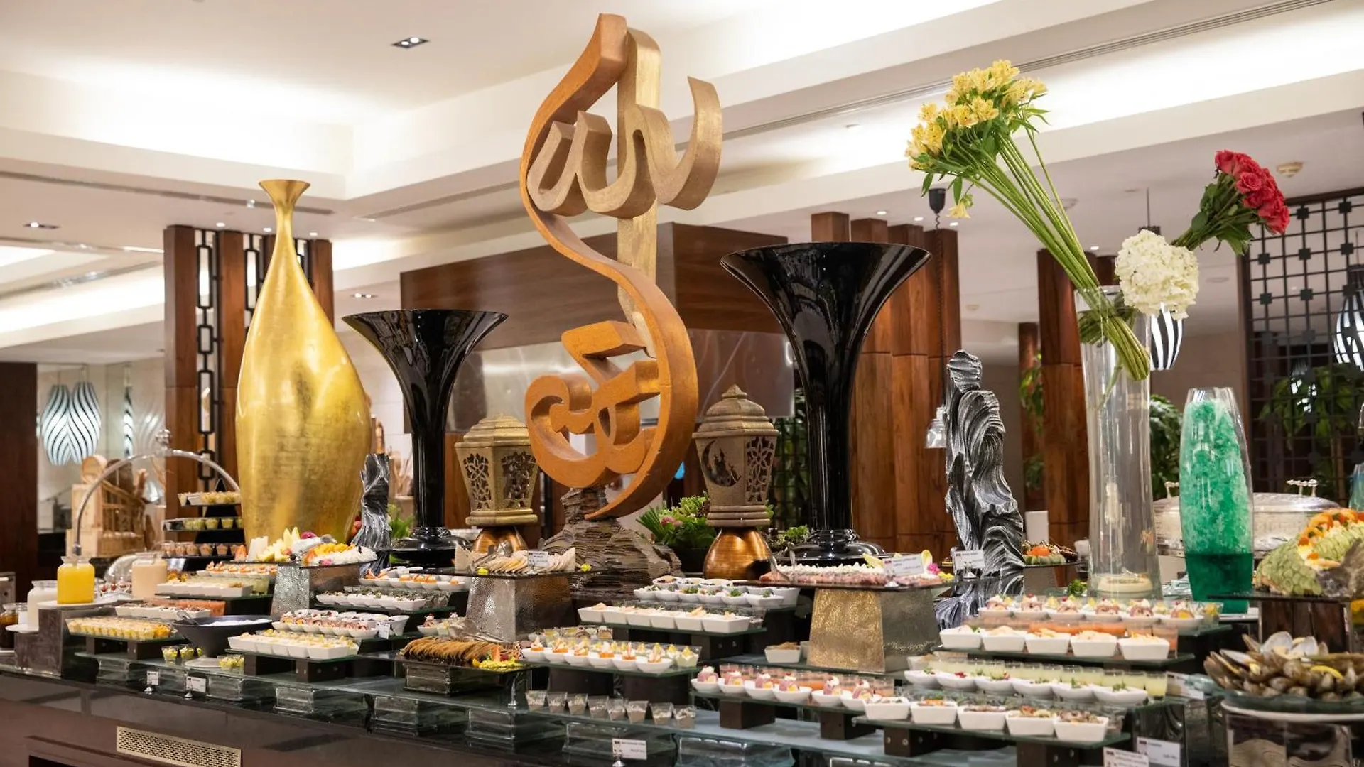 Отель Swissotel Al Maqam Makkah Mecca
